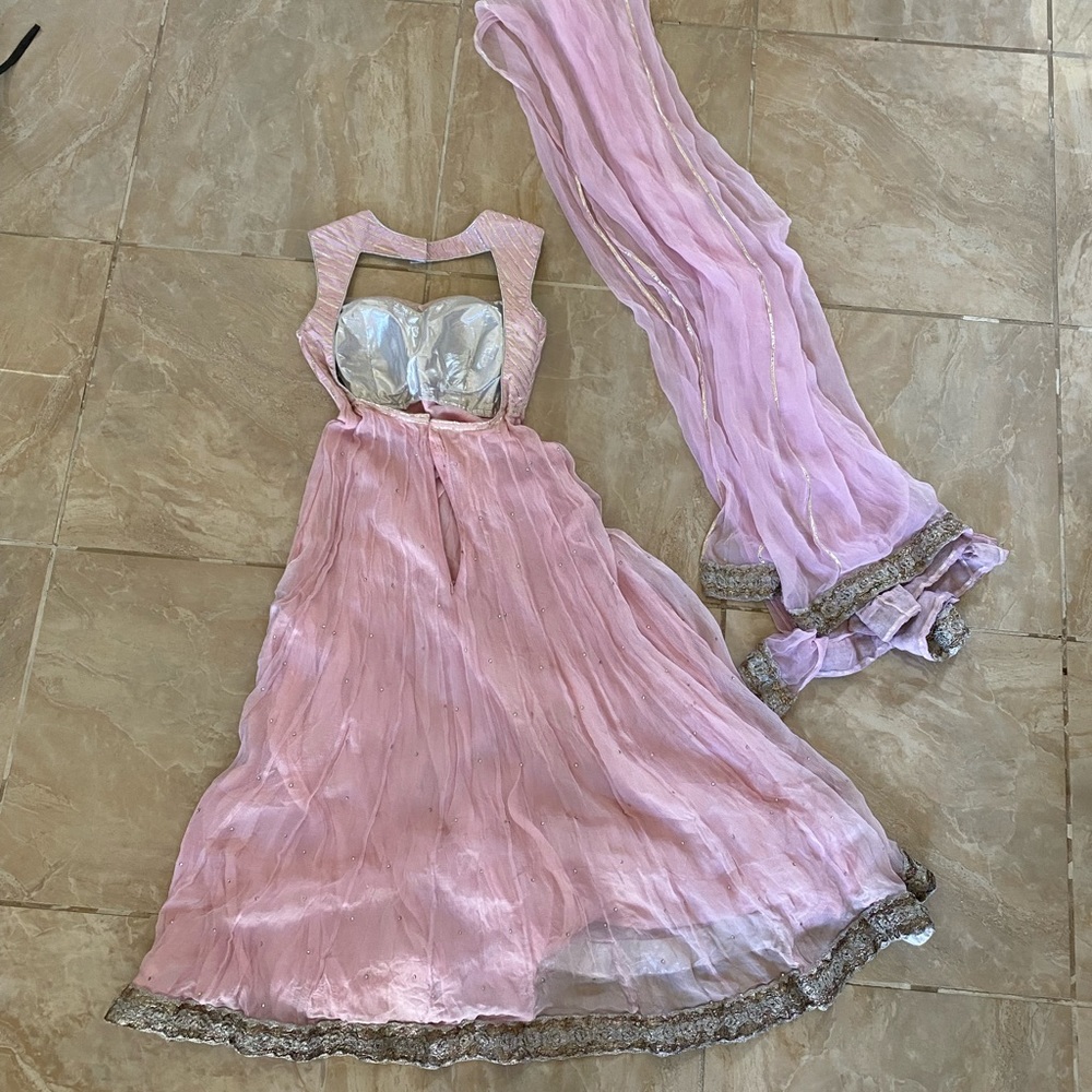 Pretty anarkali - Picture 2 of 4